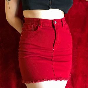 red denim skirt!